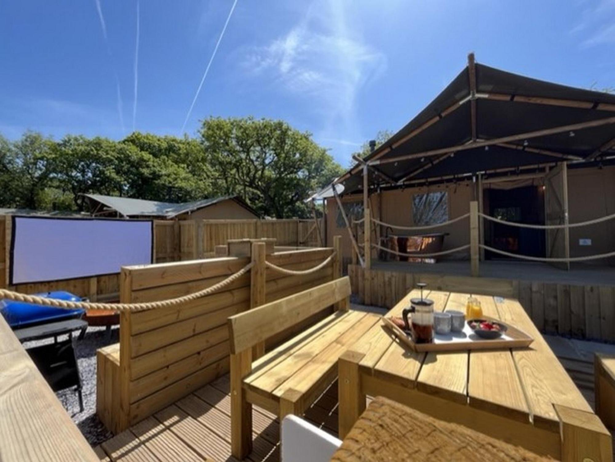 Jungle Book Safari Tent Tenby Rum bild